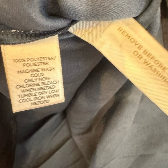 LOFT Womens Navy Blue Satin Blouse Size Small Sleeveless V Neck New - Picture 4 of 5